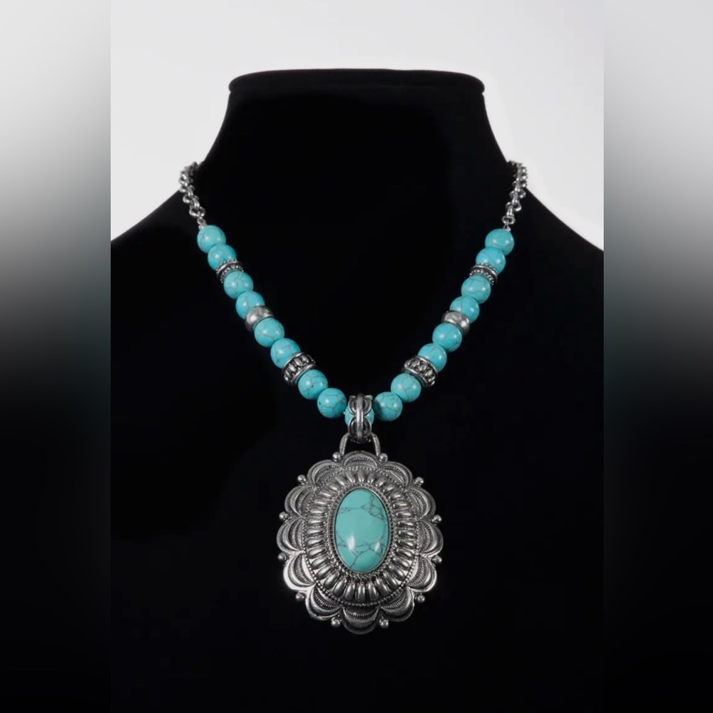 Western Boho Turquoise Concho Medallion Necklace and Earring Set - Picture 1 of 3